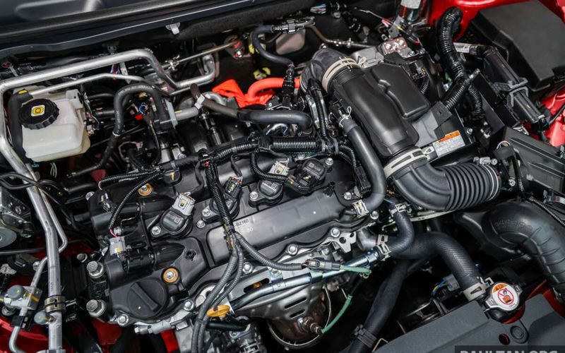 Ruang enjin powertrain dan sistem hybrid Toyota Vios